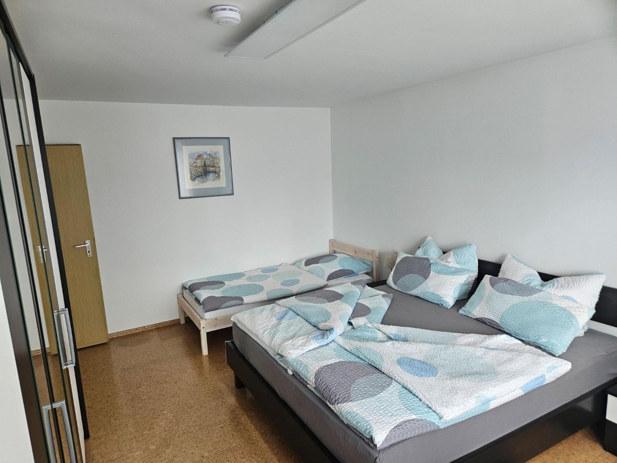 Apartment To-ni-le